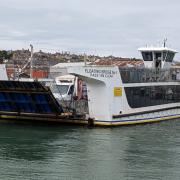 Cowes to East Cowes floating bridge service