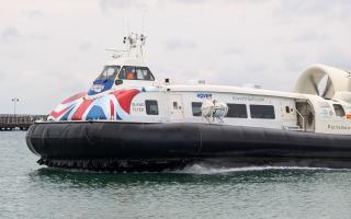 Hovertravel's Island Flyer approaching Ryde