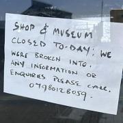 A note left on the door of an Island attraction, targeted by criminals.