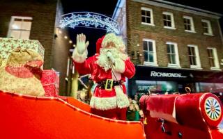 Isle of Wight Round Table will bring Santa to be parade again this year!